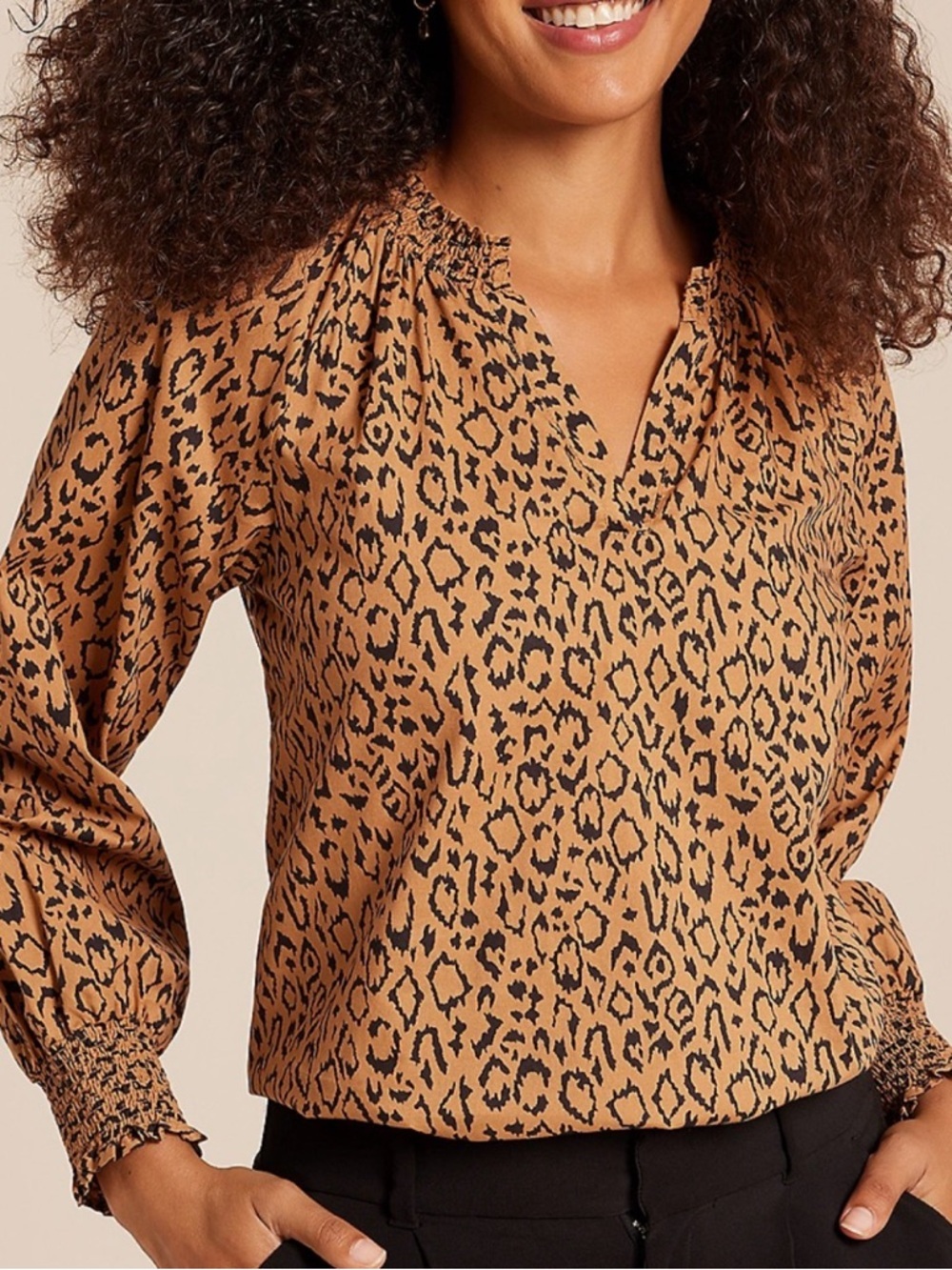 Maurices Animal V Neck Poplin Blouse, size Large
